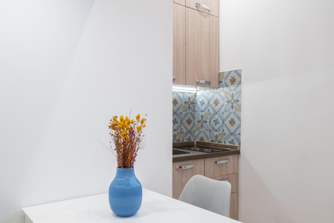 Isola - Studio Flat มิลาน ภายนอก รูปภาพ